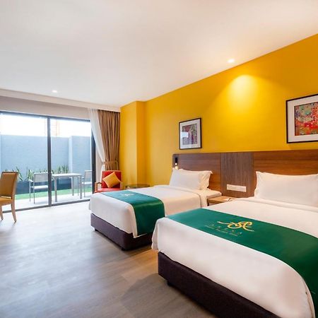 Arena Premier Hotel Серембан  Экстерьер фото