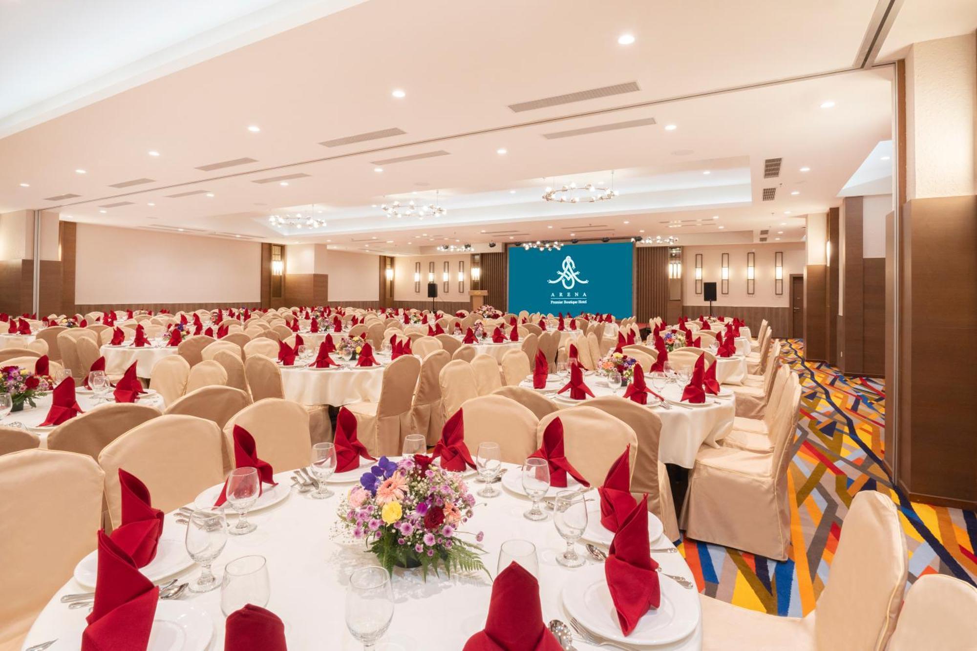 Arena Premier Hotel Серембан  Экстерьер фото
